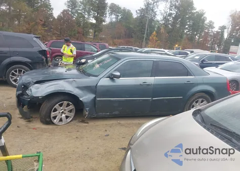 2006 Chrysler 300 Touring from USA, damaged, VIN 2C3KA53G86H285700